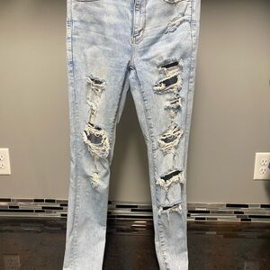 American Eagle Outfitters Light Blue Distressed Skinny Jeans